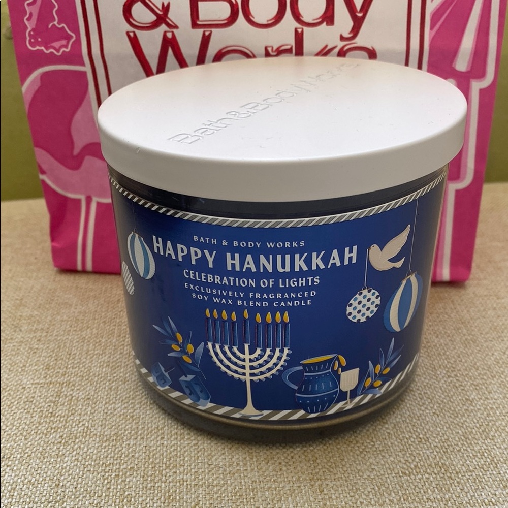Bath & Body Works Blue Happy Hanukkah Candle